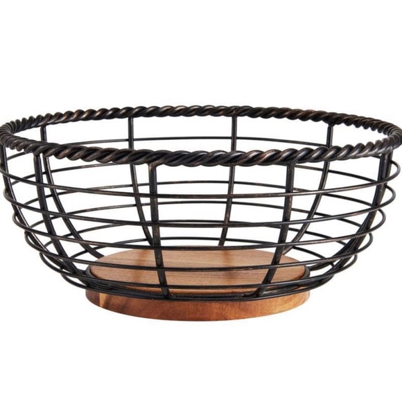 SOLD! Rope Round Fruit Storage Basket Preloved ❤️ - Picture 3 of 8